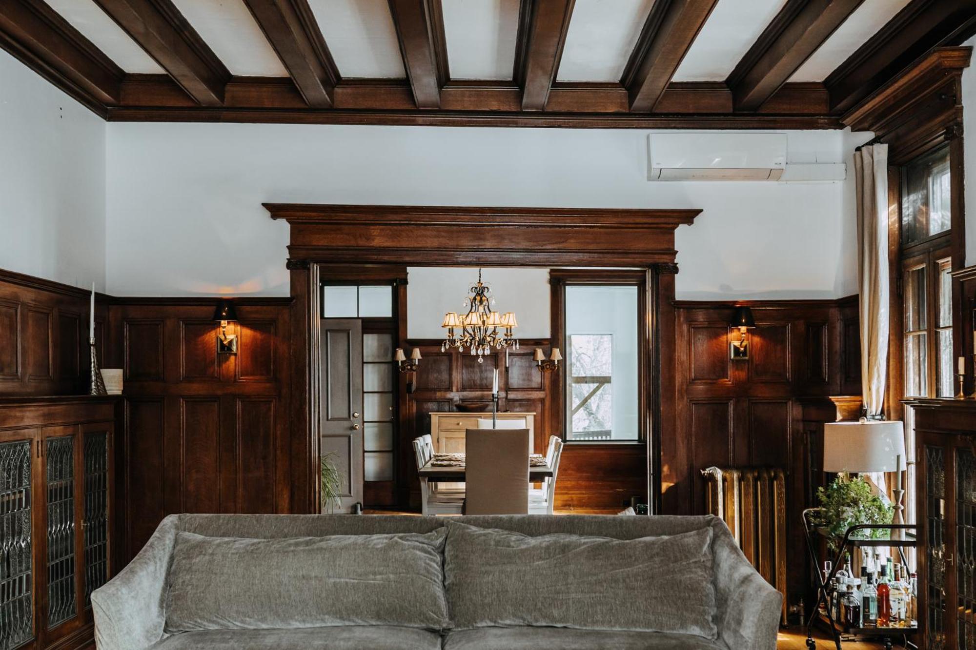 Bed and Breakfast No. 5 East Виннипег Экстерьер фото