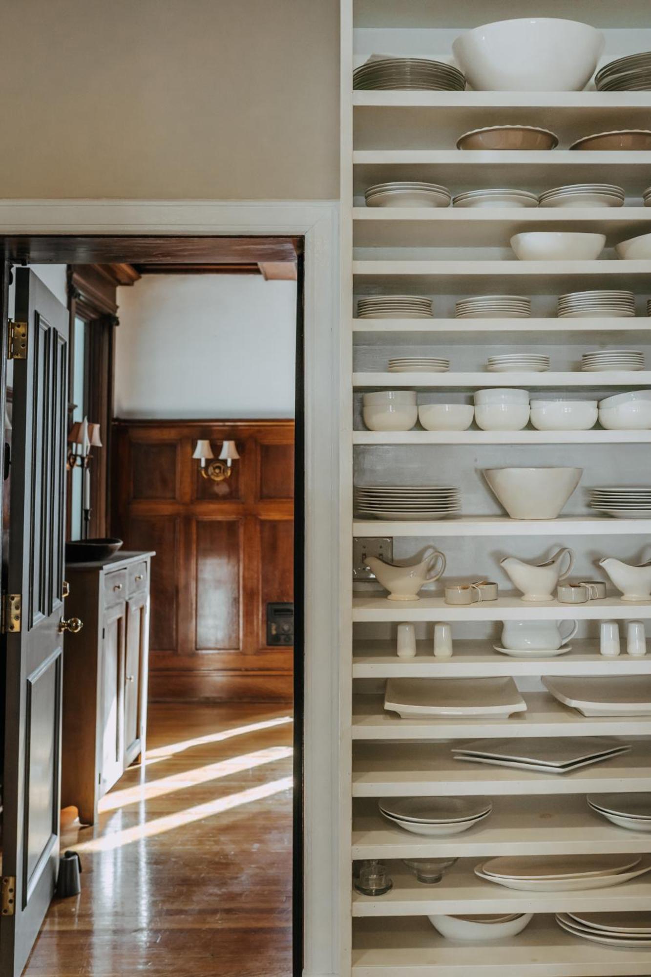 Bed and Breakfast No. 5 East Виннипег Экстерьер фото