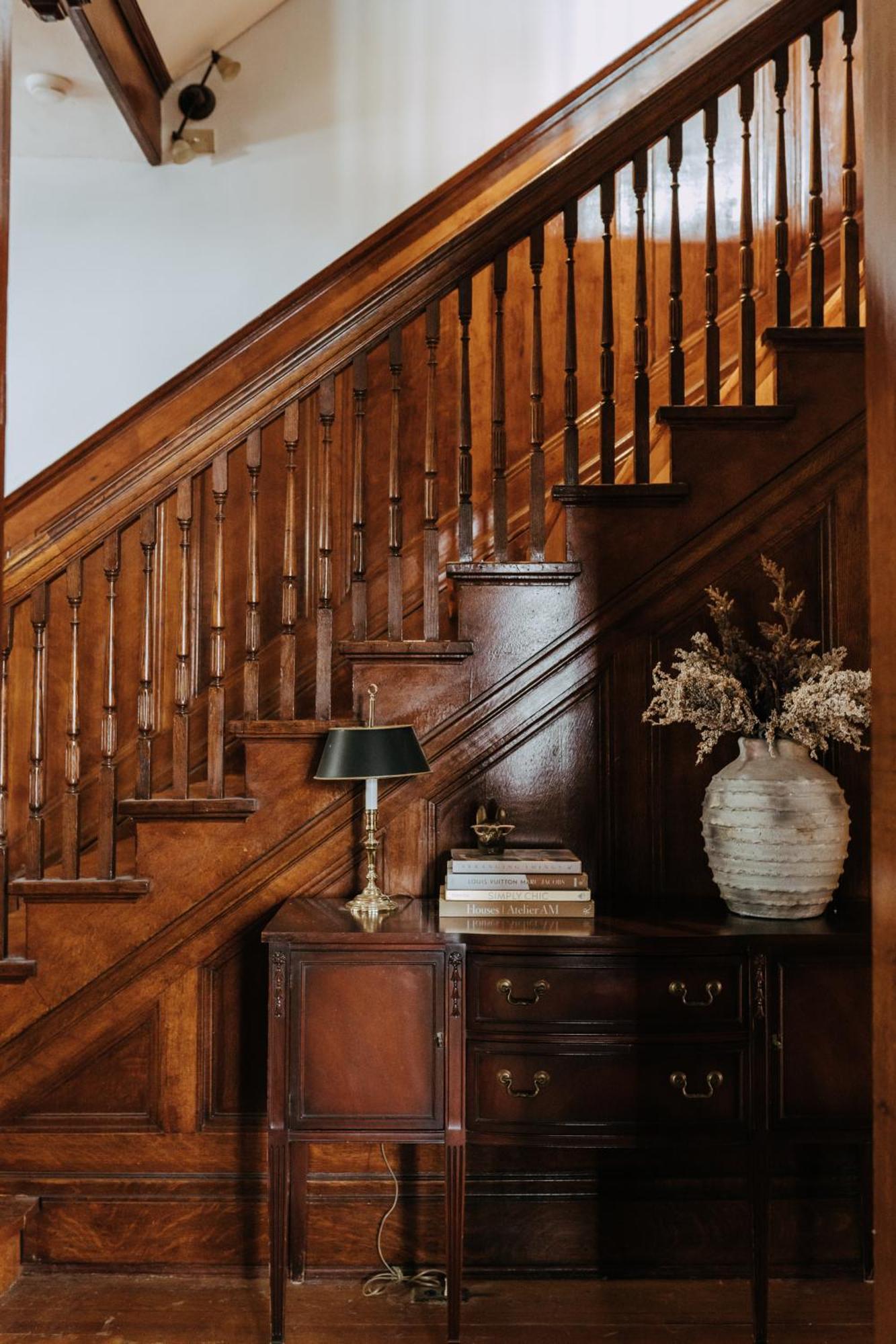 Bed and Breakfast No. 5 East Виннипег Экстерьер фото
